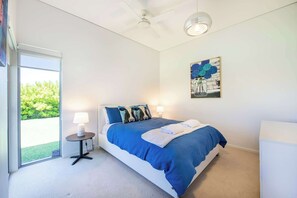 4 bedrooms, desk, iron/ironing board, travel cot