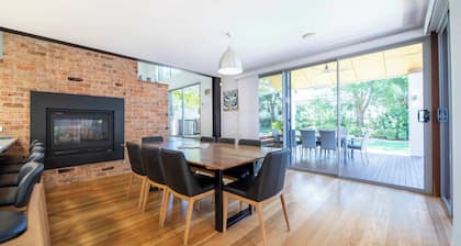 Glenabbey - Lap & Plunge Pool, Close to Zoo