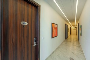 Ảnh chưa phân loại, 3 trong số 64 ảnh, nút