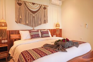 Villa, 2 Bedrooms, Beach View | Desk, free WiFi, bed sheets - Ayunan Beach Villas Amed (Karangasem)