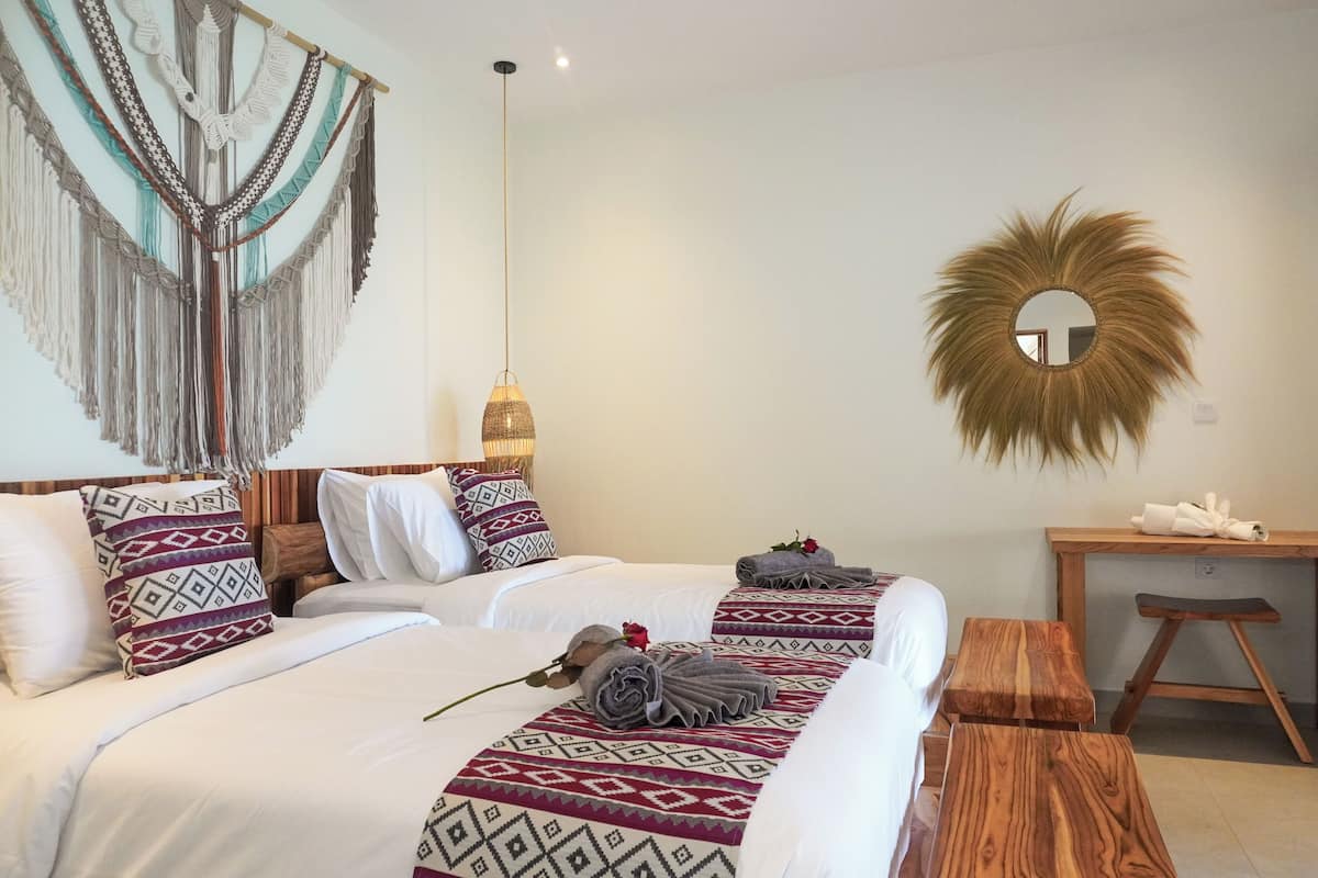 Familie villa, 2 slaapkamers, uitzicht op strand | 2 slaapkamers, een bureau, gratis wifi, beddengoed