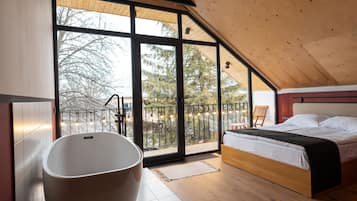 Habitación doble Deluxe, vista al jardín | Insonorización, tabla de planchar con plancha y wifi gratis