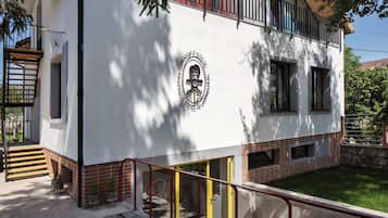 Fachada da propriedade