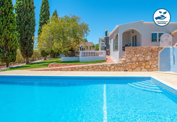 Villa | Piscine | Piscine couverte, piscine extérieure
