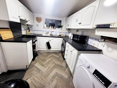 Comfortable Stay - Ivor St