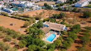 Villa | Exterior - Villa for ten People With Garden (Albufeira)
