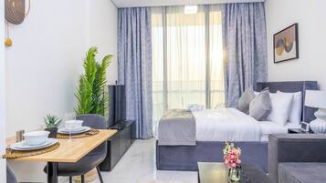 Monolocale Deluxe, vista città | Una cassaforte in camera, Wi-Fi gratuito