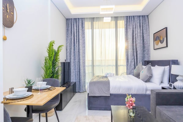 Studio Deluxe, quang cảnh thành phố | Két bảo mật tại phòng, truy cập Internet không dây miễn phí