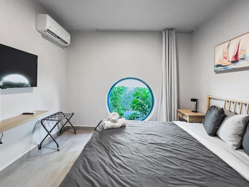 Aquabella #2 - Ocean Breeze Getaway in Isla Verde