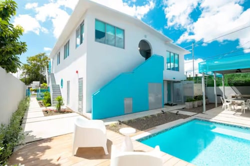 Aquabella #4 - Island Serenity in Isla Verde