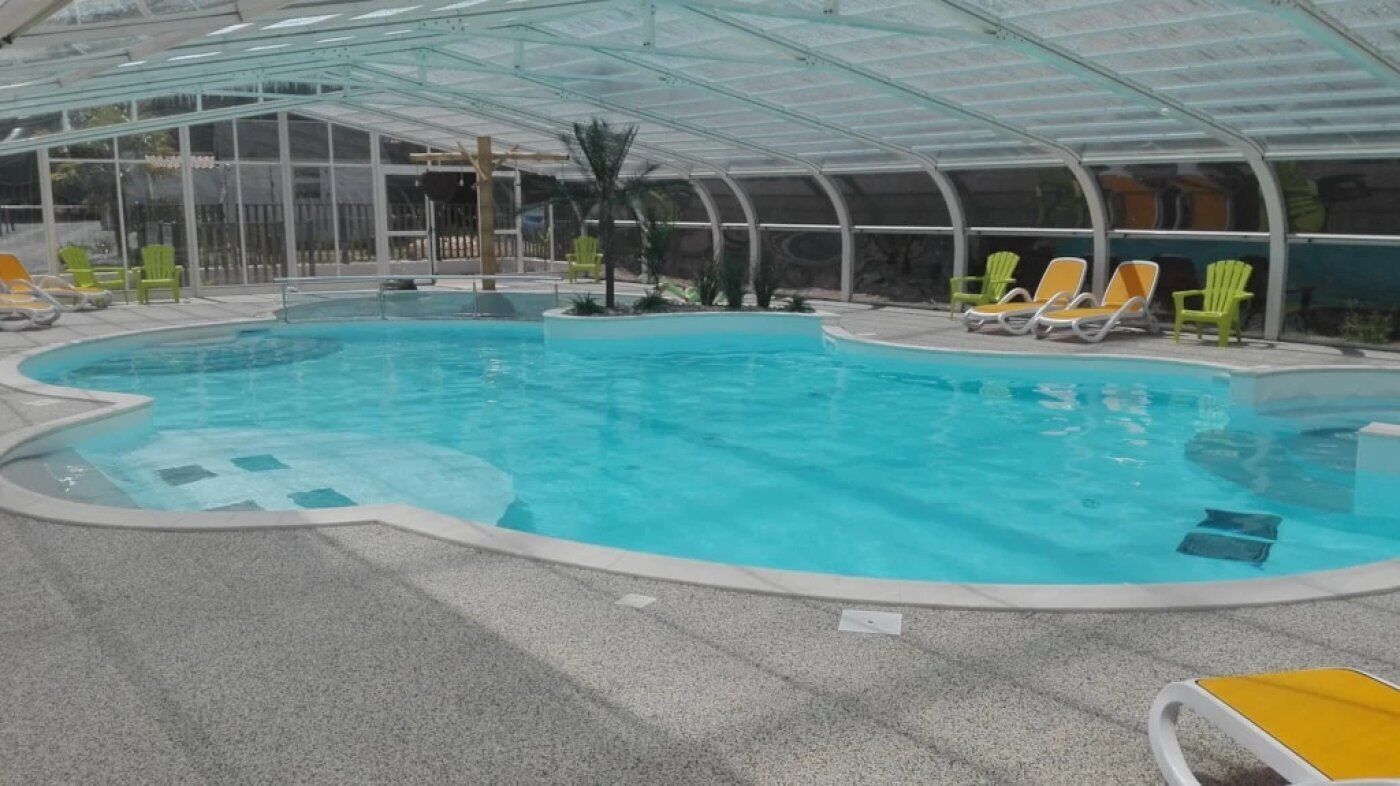 Piscine couverte, piscine chauffée