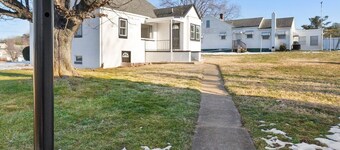 Speedway 4BR • Walk to Town • Pet Friendly