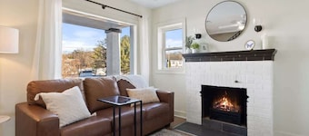 Speedway 4BR | Walk to Town | Pet Friendly