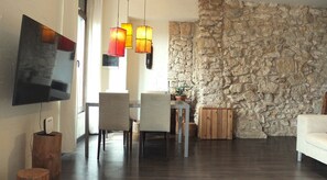 Smart TV - Villa Esmeralda with Private pool, Adults Only. (Renau)