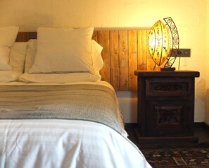 1 bedroom, in-room safe, desk, iron/ironing board