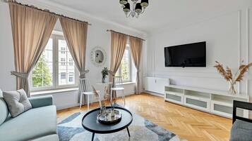 Grand Apartment, City View | 2 bedrooms, hypo-allergenic bedding, individually decorated