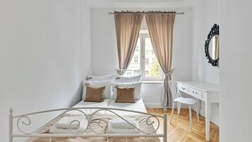 Grand Apartment, City View | 2 bedrooms, hypo-allergenic bedding, individually decorated