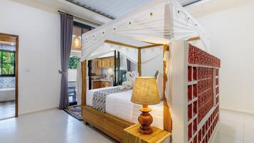 Suite, 1 Bedroom, Non Smoking, Pool View | 1 bedroom, desk, laptop workspace, free WiFi