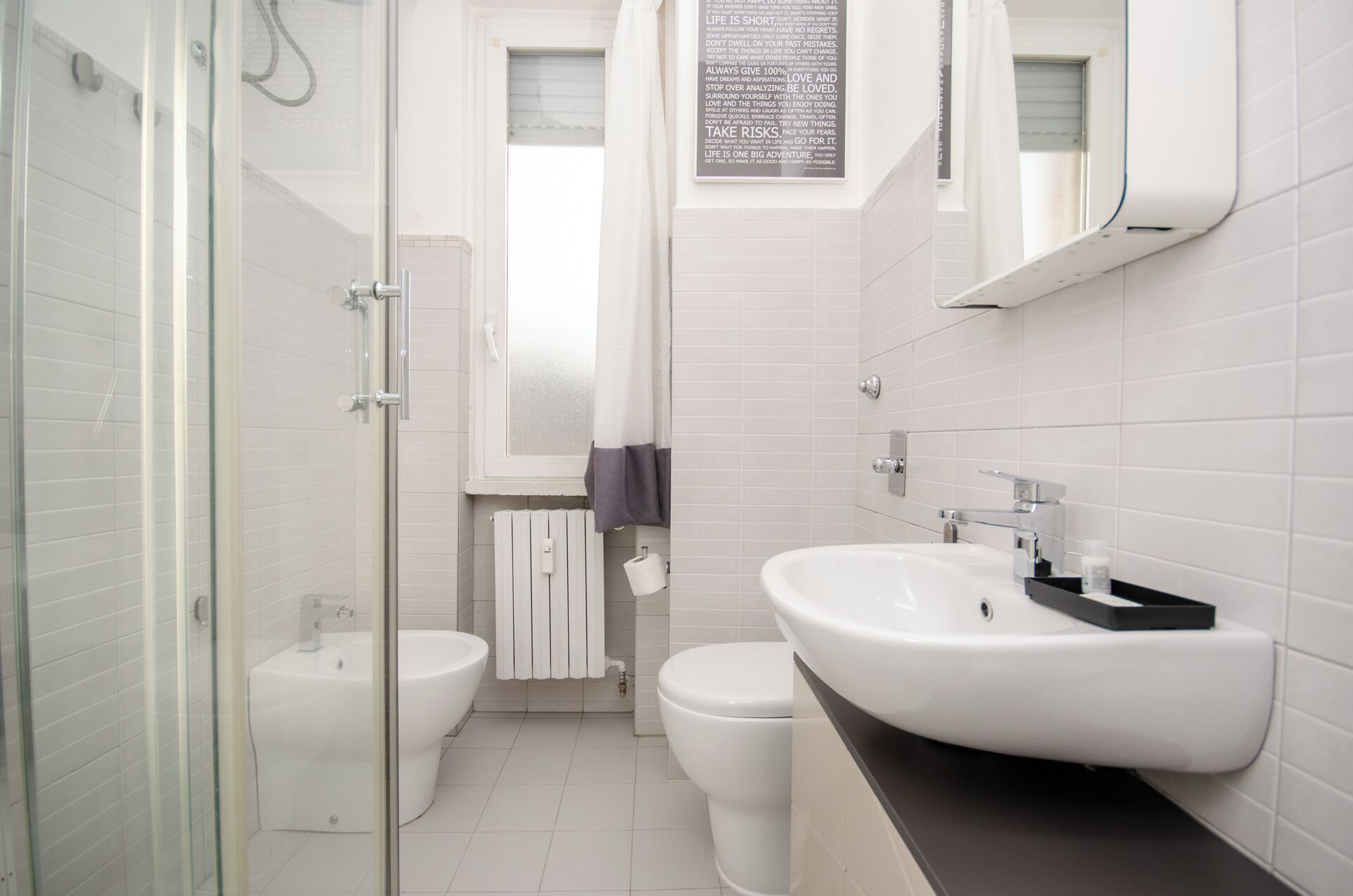 Apartment, City View | Bathroom | Shower, free toiletries, hair dryer, towels