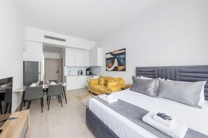 Deluxe Studio, City View