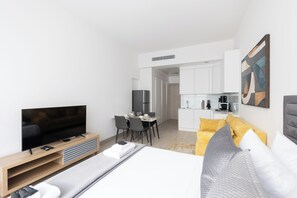 Deluxe Studio, City View | Iron/ironing board, free WiFi - Luma Studio in Jumeirah Village Circle (Dubai)
