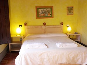 1 habitación, cuna de viaje y wifi gratis 