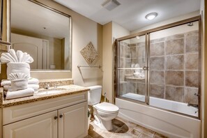 Unclassified image, 4 of 32, button