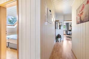 2 bedrooms, bed sheets - Apartment "FeWoWe" with garden use (Wenden)