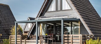 Holiday Home 'Sonnenschein' with Private Terrace, Private Garden and Wi-Fi