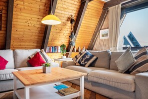 Televisie, een dvd-speler en een stereo