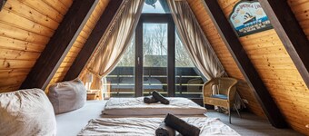 Holiday Home 'Hafenhuus am Meer' with Private Terrace, Private Garden and Wi-Fi