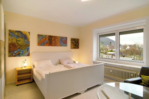 2 chambres, accès au Wi-Fi (inclus), literie fournie