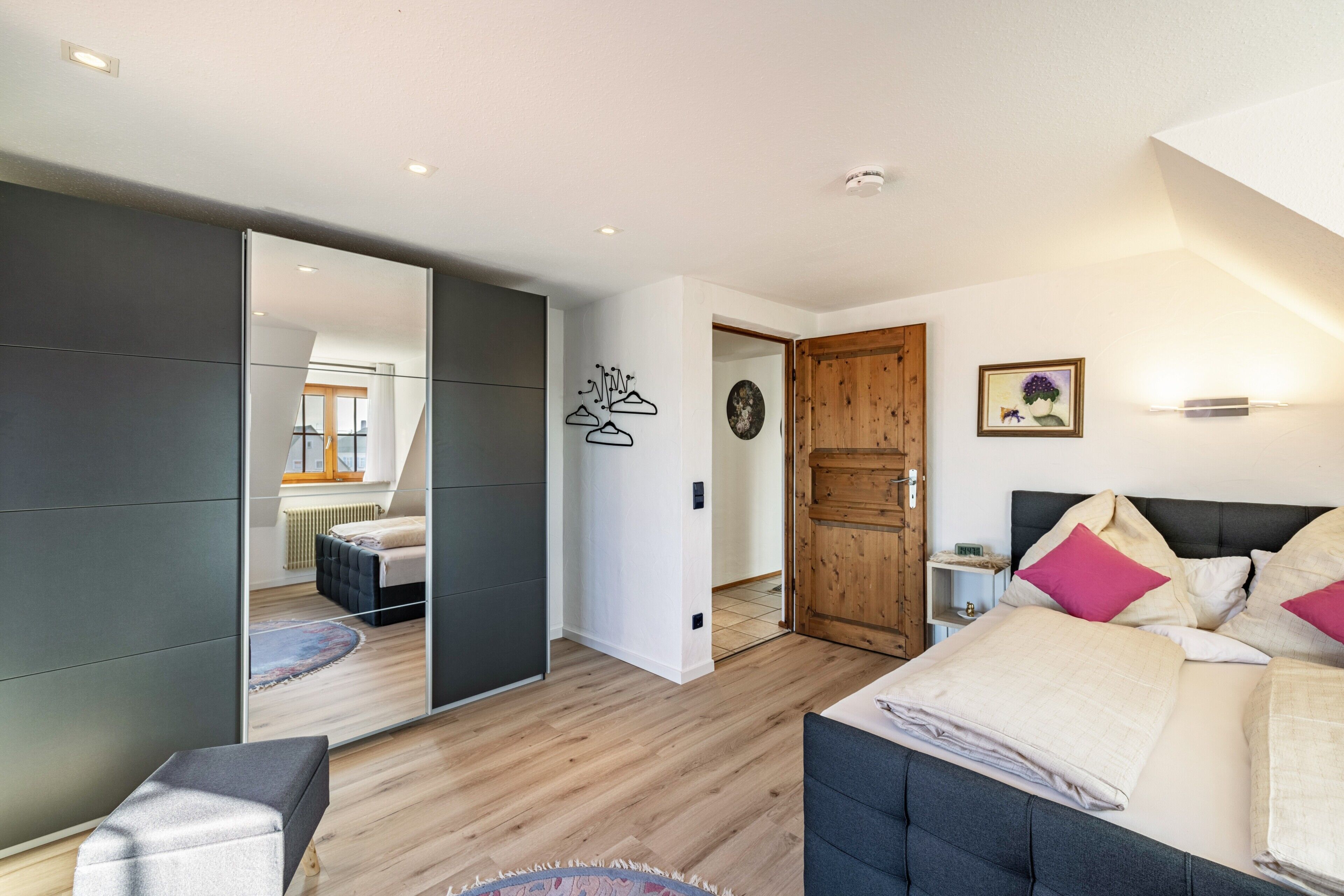 3 bedrooms, free WiFi, bed sheets