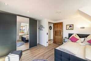 3 bedrooms, free WiFi, bed sheets