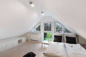 4 bedrooms, free WiFi, bed sheets - Villa 'Burschelberg' with Shared Terrace, Shared Garden and Wi-Fi (Grafenau)