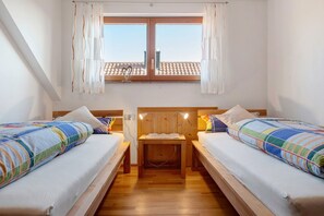 2 dormitorios, wifi gratis, ropa de cama