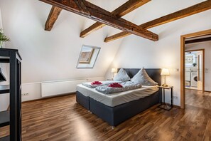 4 habitaciones, tabla de planchar con plancha y wifi gratis 