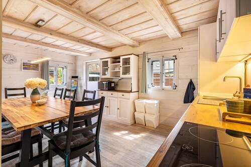 Holiday Home 'Oberlausitz Mit 160qm' with Shared Terrace, Shared Garden and Wi-Fi