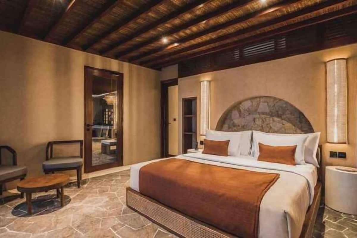 Ropa de cama de alta calidad, minibar y ropa de cama