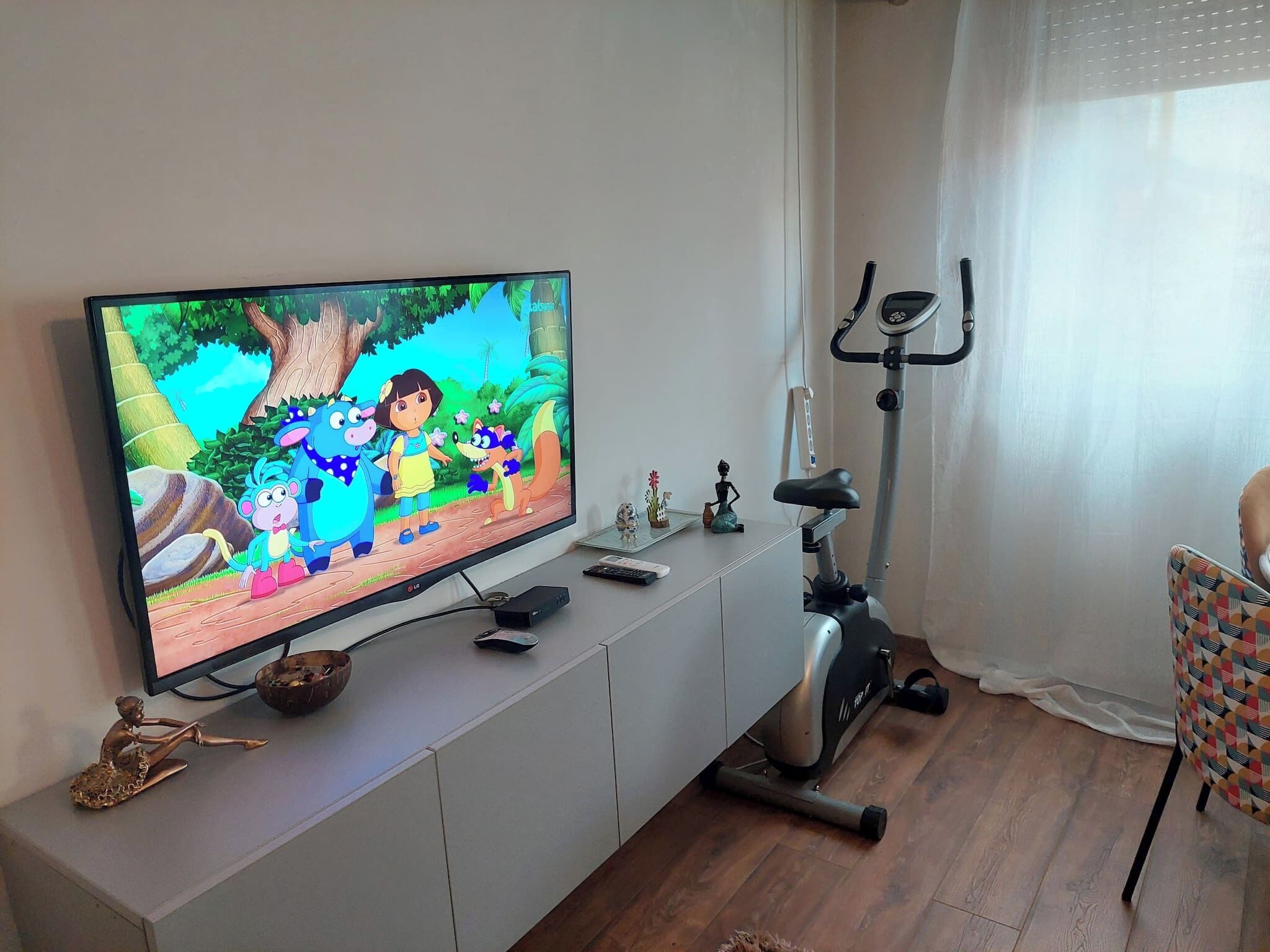 Apartment, 1 Bedroom, Smoking, Balcony | Interior