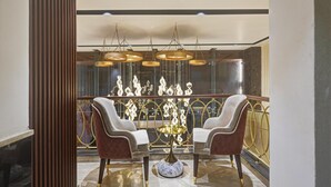 Tyche Suites - With City View | Outdoor dining - Tyche Boutique & Suites  (New Delhi)