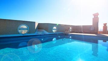 Classic Apartment, 3 Bedrooms | Pool | Outdoor pool