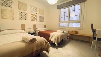 Classic Apartment, 3 Bedrooms | 2 bedrooms, bed sheets