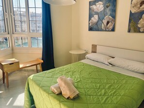 Classic Apartment, 3 Bedrooms | 2 bedrooms, bed sheets - Romantic Apartment in El Ejido With Garden (Almeria)