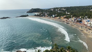 Room, 3 Bedrooms, Smoking | Exterior