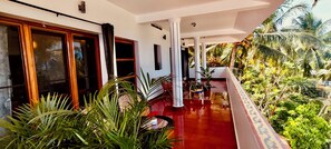 Room, 3 Bedrooms, Smoking | Terrace/patio