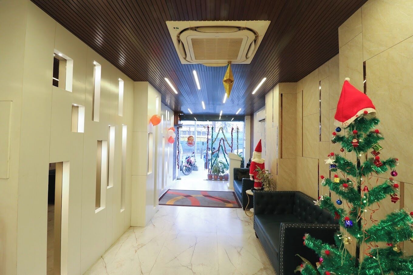 Quầy tiếp tân