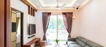 A beautiful bungalow with a beautiful view in the heart of the city