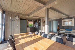 Dining - Julianadorp Family Home (Julianadorp aan Zee)