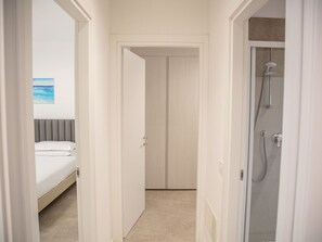 2 Schlafzimmer, Reisekinderbett, kostenloses WLAN, Bettwäsche